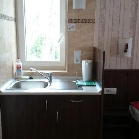 Lakos Apartmanhaz שיופוק